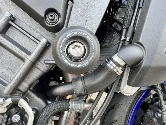 2024 Yamaha MT-10 **ONE OWNER** **RACEFIT PIPE** in Street, Cruisers & Choppers in Markham / York Region - Image 13