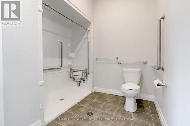 106 - 3290 NEW STREET Burlington (Roseland), Ontario in Houses for Sale in Oakville / Halton Region - Image 24