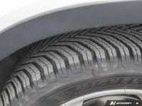 * Drivetrain: Standard 4MATIC all-wheel drive in Canada to ensure optimal traction in snow. * Transm... (image 9)