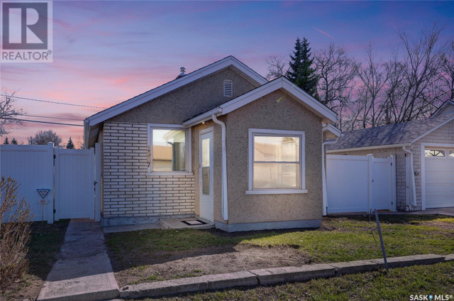 1337 Coteau STREET W Moose Jaw, Saskatchewan in Houses for Sale in Moose Jaw