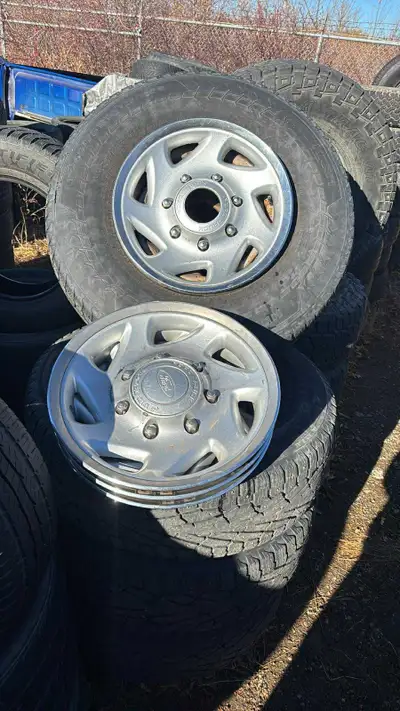 Nokian Hakkapelita LT 265/75 R16 Winter Studdet Tires Arround 70-80% left tread 8*170 bolt pattern 8...