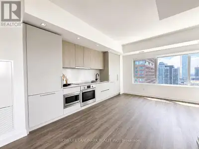 Exceptional Value for a 3-Bedroom Condo in Downtown Toronto!Just a 1-minute walk to Sherbourne Subwa...