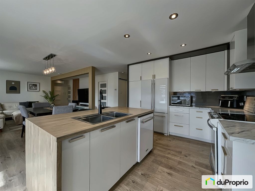 $443,500 - Bungalow for sale in Victoriaville — photo 3