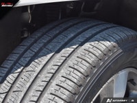 Welcome to 11 Motors. JUST IN! PRICED TO SELL! - CLEAN CARFAX NO ACCIDENTS -- 32 SERVICE RECORDS! OV... (image 6)