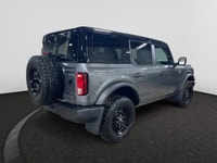Check out this vehicle's pictures, features, options and specs, and let us know if you have any ques... (image 4)