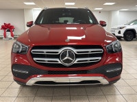 Compared with many midsize luxury SUVs, the 2020 Mercedes-Benz GLE 450 stands out by pairing refinem... (image 7)