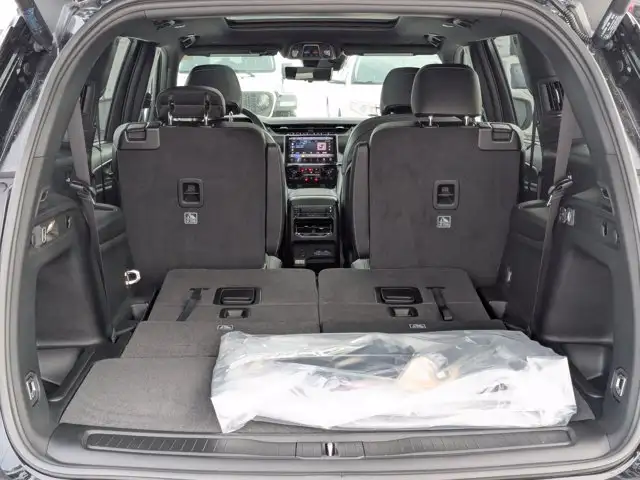 2025 Jeep Grand Cherokee L Limited * - Dual-Pane Sunroof in Cars & Trucks in Calgary - Image 34