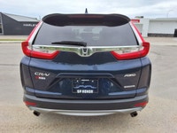 NEW TO CANADA? WE HAVE AN APPROVAL WAITING FOR YOU! The 2017 Honda CR-V Touring is a well-rounded SU... (image 5)