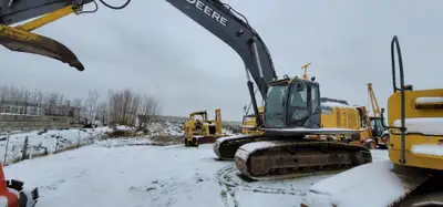 Arrow-West Equipment Ltd ENCLOSED CAB, A/C AND HEATER, AIR RIDE SEAT, REAR AND SIDE VIEW CAMERAS, AU...