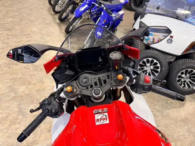 2026 Yamaha YZF-R7 70th Anniversary in Sport Bikes in Medicine Hat - Image 7