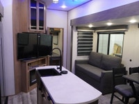 SALE PRICE: $69,800 **ASK US HOW TO RECEIVE A PRICE DISCOUNT WITH DEALER ARRANGED FINANCING O.A.C.**... (image 4)