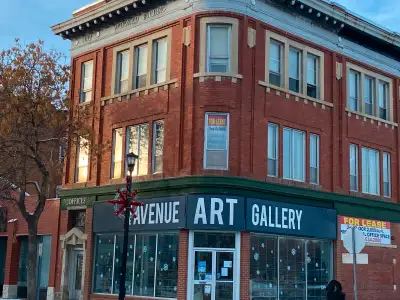 1 Bedroom and Bachelor Suite for Rent - 1103 Central Ave