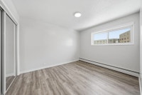 Amenities: Balconies • Affordable Parking • In-suite Storage Suite & Building: Spacious and newly re... (image 7)
