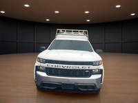 Price includes $1,000 finance credit. Price does not include fees or taxes. The 2021 Chevrolet Silve... (image 2)