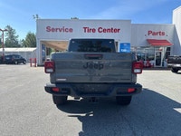 Conquer any adventure or tackle your daily tasks with this rugged and capable 2021 Jeep Gladiator Sp... (image 5)