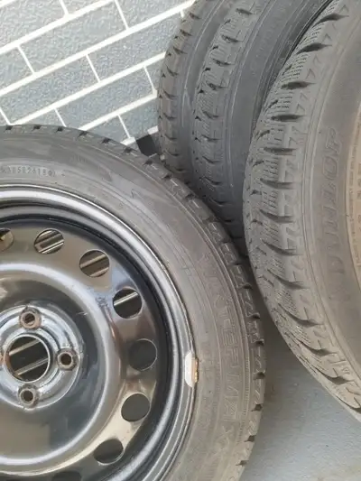Used just one season on a 2019 Toyota Yaris and the condition is 10/10, they are on the original rim...