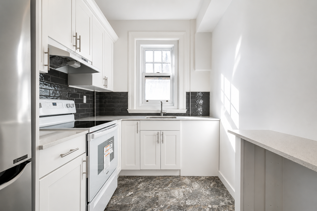 Apartment for Rent at 418 Claremont, Westmont in Long Term Rentals in City of Montréal - Image 8
