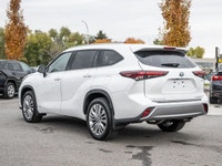 No Accidents - Keyless Ignition - 360 Backup Camera - Heated & Ventilated Front Seats The 2024 Toyot... (image 6)