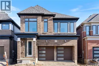 Make the Smart Move and simply just unpack your bags. This beautiful, newly built, two-story detache...