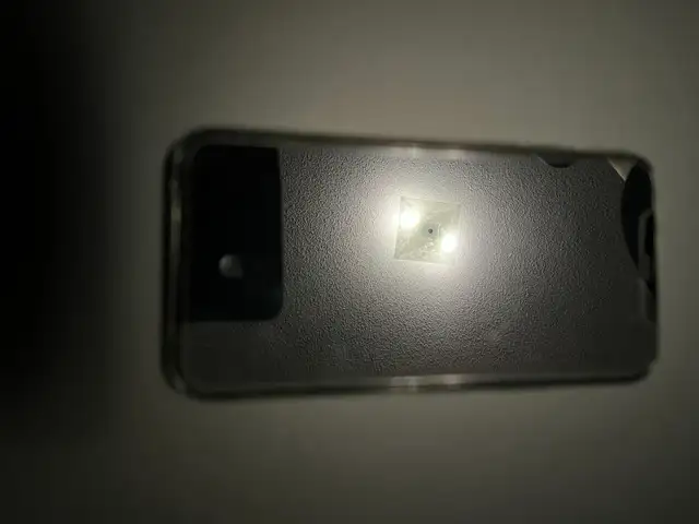 iPhone 11 Pro 64GB – Water Damaged – Good Screen & Body in Cell Phones in Markham / York Region - Image 3