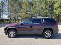 // ACCIDENT FREE!! // This 2017 GMC Acadia SLE FWD is a smart family SUV with the space, comfort, an... (image 9)