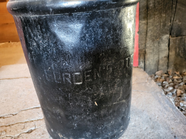 Black Welcome Milk Can From Borden in Home Décor & Accents in Ottawa - Image 3