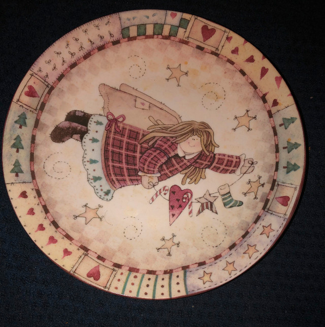 Angel plate in Home Décor & Accents in Timmins