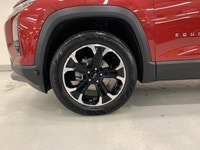 Check out this vehicle's pictures, features, options and specs, and let us know if you have any ques... (image 4)