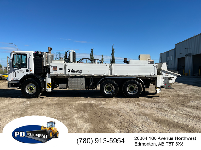 2014 Alliance JFS-12H Line Pump Concrete Pump Truck in Heavy Trucks in St. Albert - Image 4