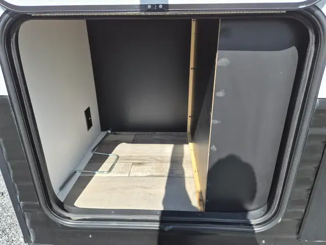2022 Keystone Springdale Mini 1740RK in Travel Trailers & Campers in Ottawa - Image 8