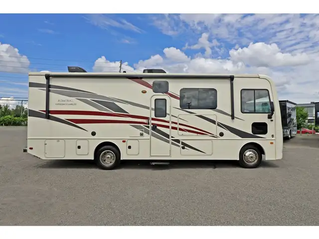 2020 Holiday Rambler Admiral 28A 2 extension Classe A 2020 in RVs & Motorhomes in Laval / North Shore - Image 30