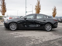 No Accidents - Keyless Ignition - Blindspot Monitoring - Backup Camera - Heated Front Seats The 2019... (image 5)
