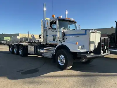 Welcome to Edmonton Equipment Rentals and Sales Ltd Detroit DD15 6 Cylinder 14.8 L Diesel 560 hp Eng...