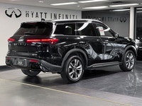 The 2022 INFINITI QX60 LUXE is the first year of the total redesign, marking a major shift for the m... (image 4)
