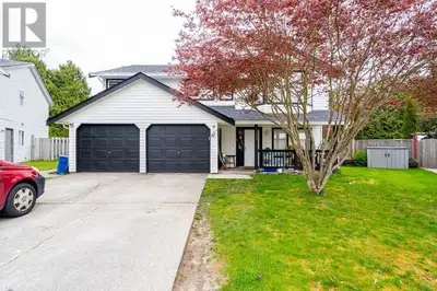 Welcome to this beautifully updated family home, perfectly positioned on a generous 9063 SQFT lot in...