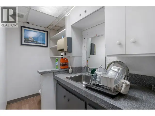 242 Haynes Street Penticton, British Columbia in Commercial & Office Space for Sale in Penticton - Image 17