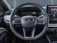 *Low Mileage, Leather Seats, Cooled Seats, Uconnect 5 Nav w/10.1 inch Display!* This 2024 Jeep Compa... (image 8)