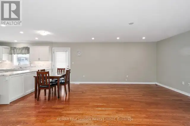4 - 275 HURON STREET Clearview (Stayner), Ontario in Houses for Sale in Oakville / Halton Region - Image 15