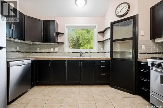242 Woodlawn AVENUE Katepwa Beach, Saskatchewan in Houses for Sale in Regina - Image 19