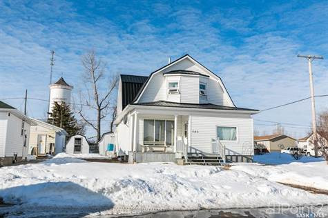 545 Alberta AVENUE in Houses for Sale in Saskatoon - Image 2