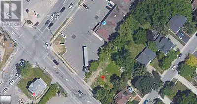 Prime Location in the Heart of Milton! Situated just south of the major intersection of Bronte Stree...