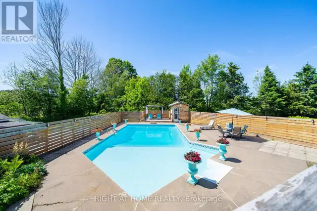 560 CONCESSION ROAD 15 W Tiny, Ontario in Houses for Sale in Barrie - Image 38