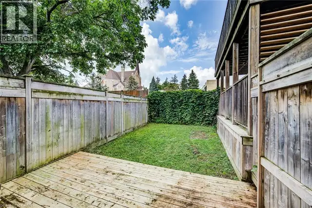 81 WILLOW Street Waterloo, Ontario in Houses for Sale in Kitchener / Waterloo - Image 12