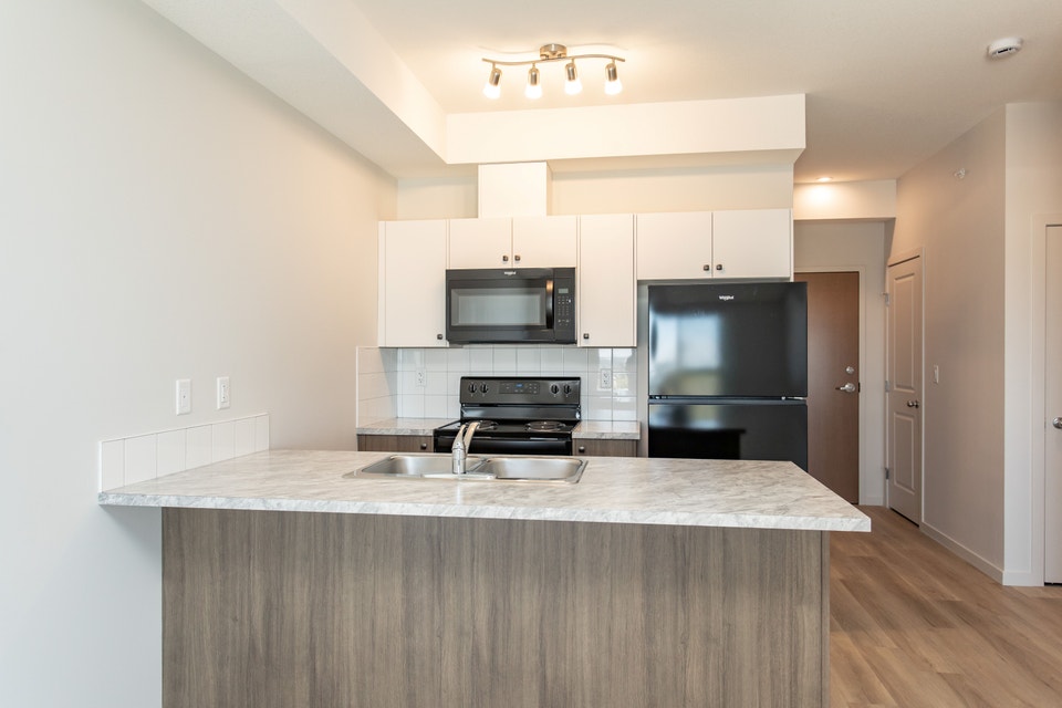 Brand New - 1 Bed + Den 1 Bath at BlueWater Apartments North 3