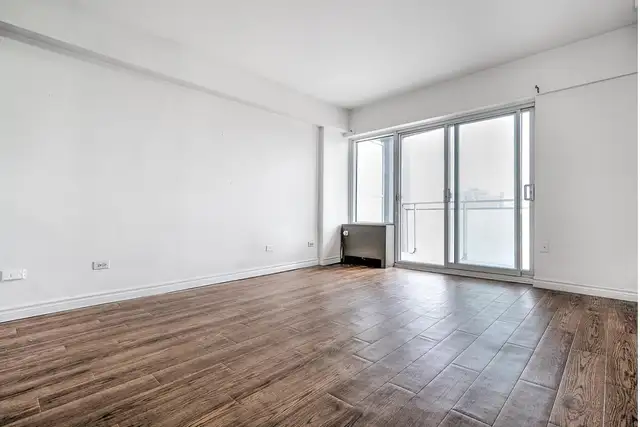 Terrasses Embassy Apartments - Bachelor available at 3440 Duroch in Long Term Rentals in City of Montréal - Image 11