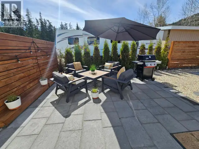 205 Edward Street Lot# 7 Balfour, British Columbia in Land for Sale in Nelson - Image 6