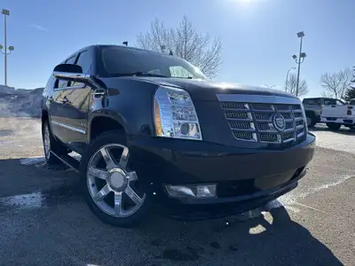 AMVIC Licensed Dealer AMVIC LICENSED DEALER//Stock Number: NA348088A *Premium Leather Heated and Coo...