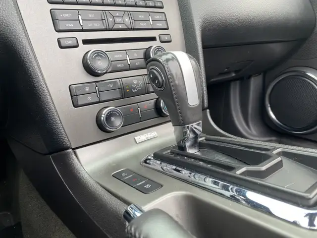 2014 Ford Mustang V6 Premium in Cars & Trucks in Cornwall - Image 22