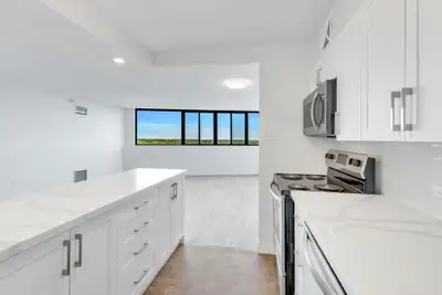 Partially Renovated 1 BDRM **FREE RENT INCENTIVE**, View more