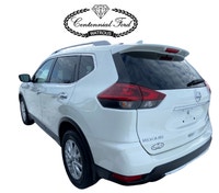 Discover the versatility and style of the 2020 Nissan Rogue SV, a reliable SUV designed to elevate y... (image 5)